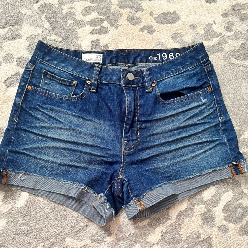 Gap women shorts